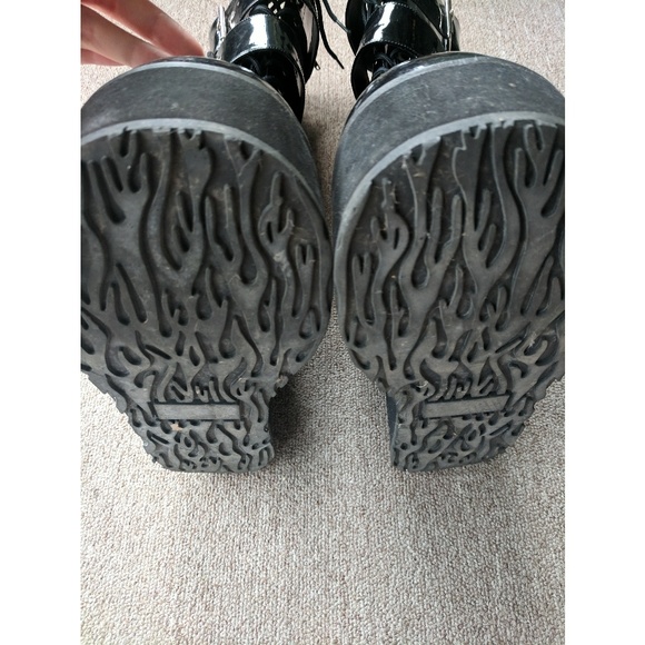 Demonia Trashville 518 Boots - Picture 5 of 7